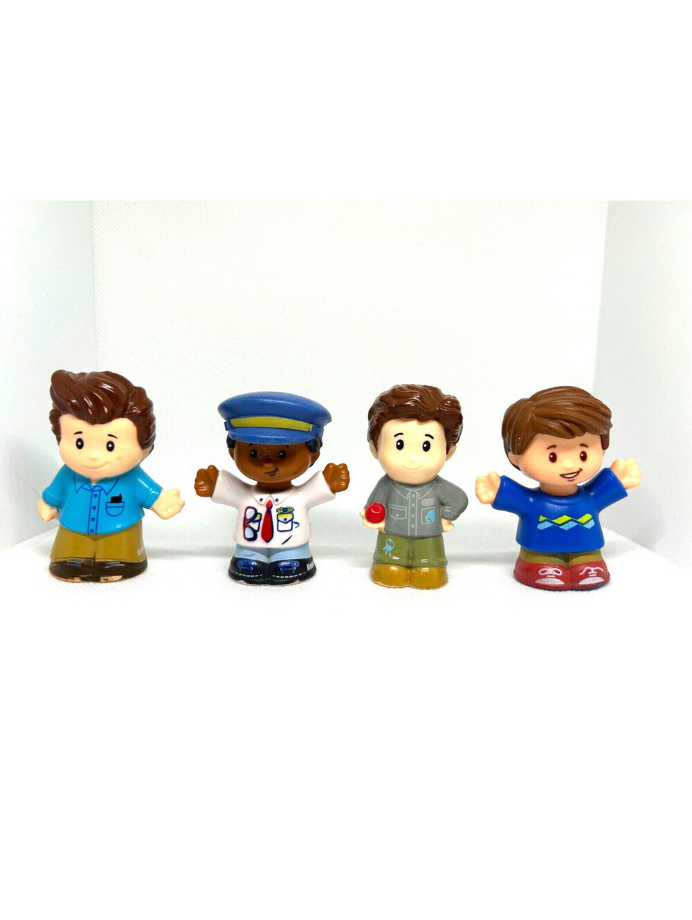 Fisher Price - Little People - Lot of 4 Figures - Collectible